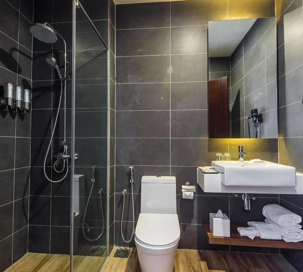 Hotel The Smith House Pantai Cenang